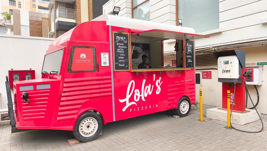 Pizza shop on a truck